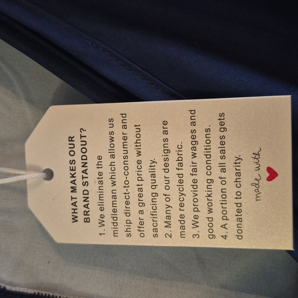 Short Sleeve Navy Floral Jump Suit XL Zipper Back Closure With Pockets New Tags - Picture 6 of 10